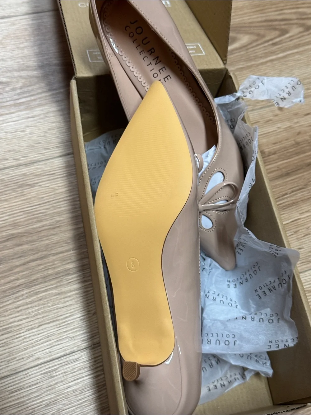 JOURNEE COLLECTION Lutana Kitten Heel Pump In Nude